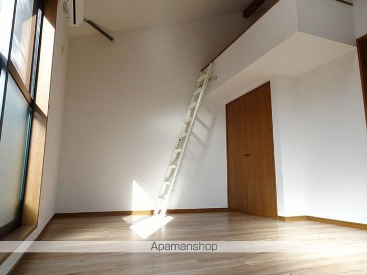 ハイツフレグランスの居間