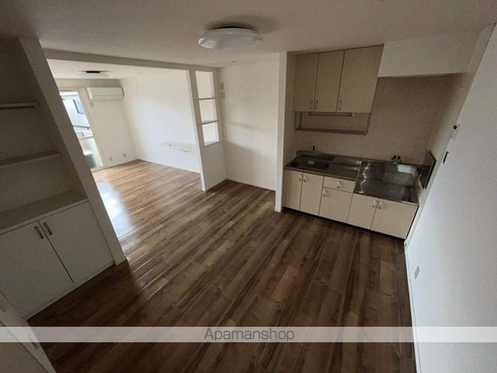 ブランニュー白山の内装