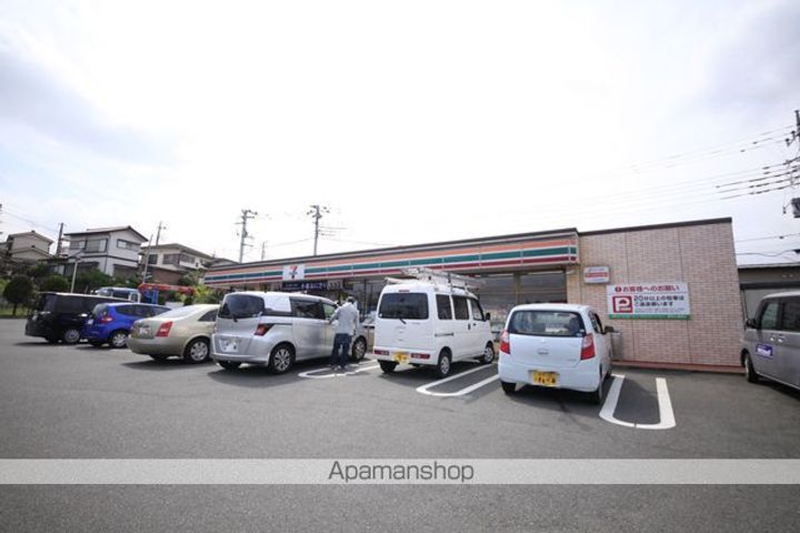 レオパレスエリクシールの周辺