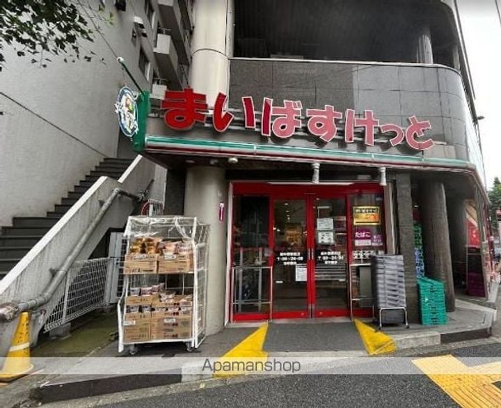 東京都中野区本町6丁目の賃貸アパートの周辺