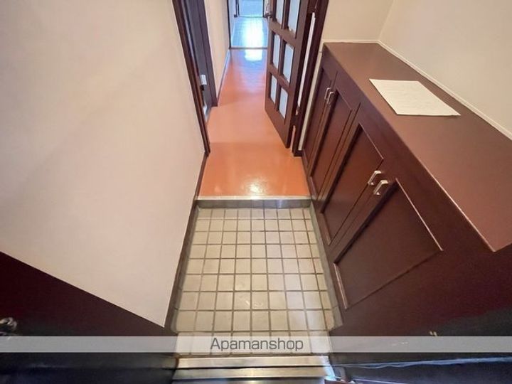 パイオニア美原の玄関