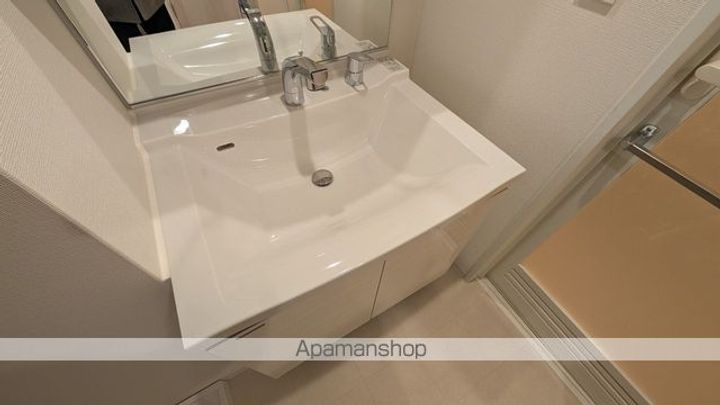 コンフォリア・リヴ京橋の内装