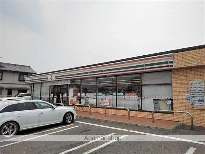 エヴァーグリーン Aの周辺