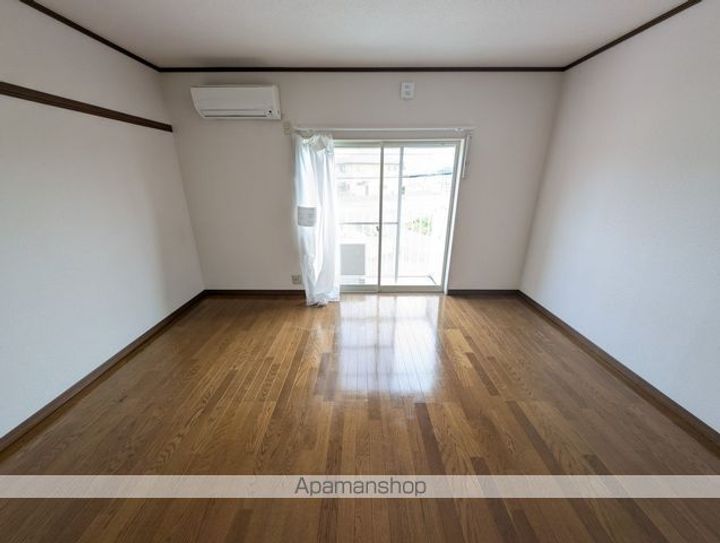 ジョイフルハウス202の内装