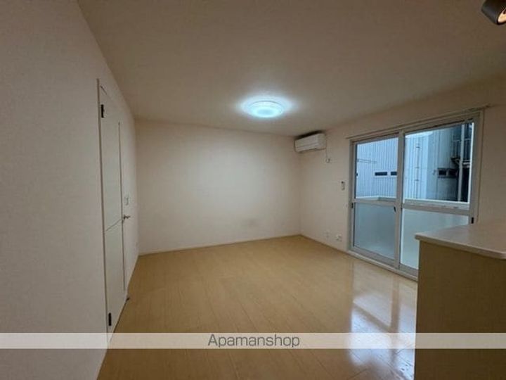 シャルマン古川 ABの居間