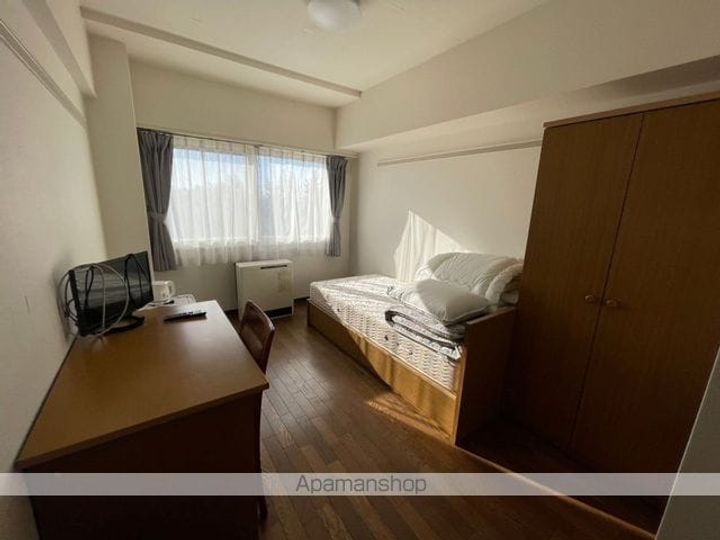 鳳乃舞雄飛が丘402の居間