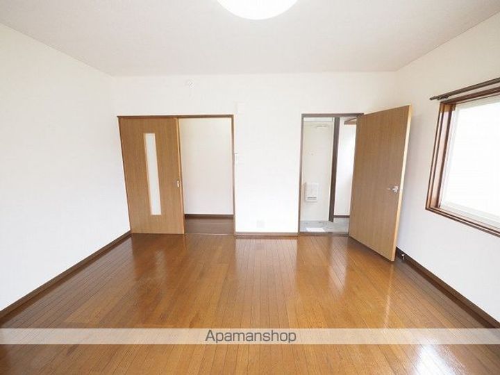 サンシャルムナカノⅡの居間