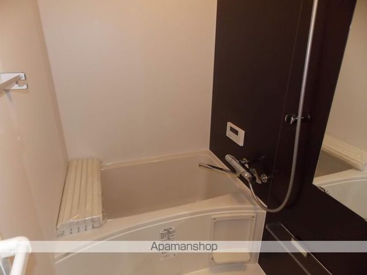 WARREN KUBOMIⅡの風呂