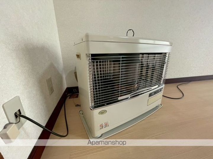 クリスタルマンションの内装