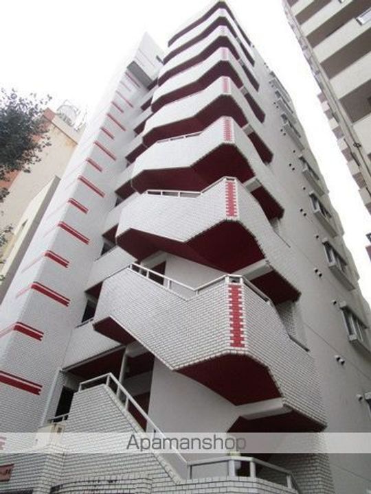 東京都中野区本町6丁目の賃貸マンションの外観