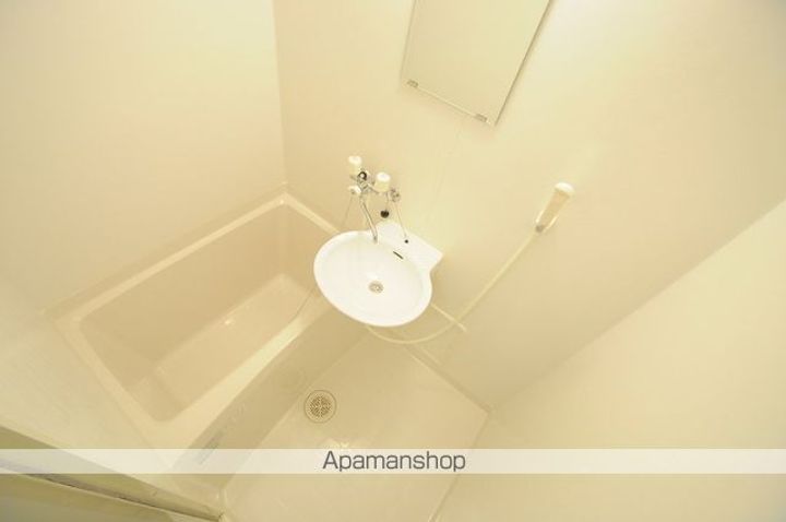 レオパレスKOSUCA 09102の風呂