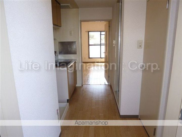 滋賀県草津市野路東5丁目の賃貸マンションの内装