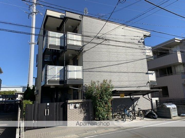 レオパレス北綾瀬の外観