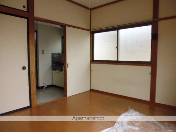 サンハイツ大江田3の居間