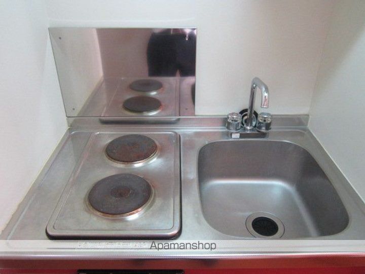 レオパレスタカネ.台のキッチン