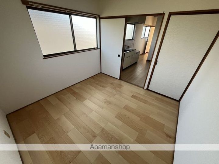 村山ハイツDの居間