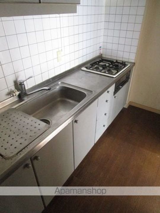 東京都杉並区高円寺南5丁目の賃貸マンションのキッチン