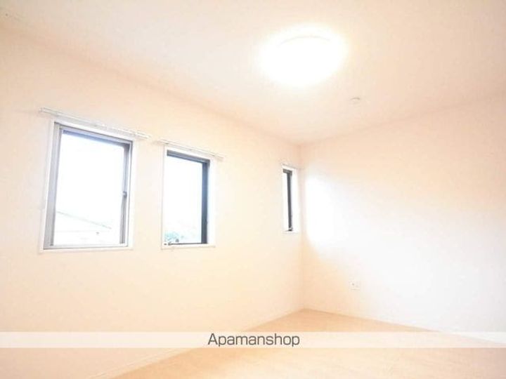 東京都八王子市下恩方町の賃貸アパートの内装