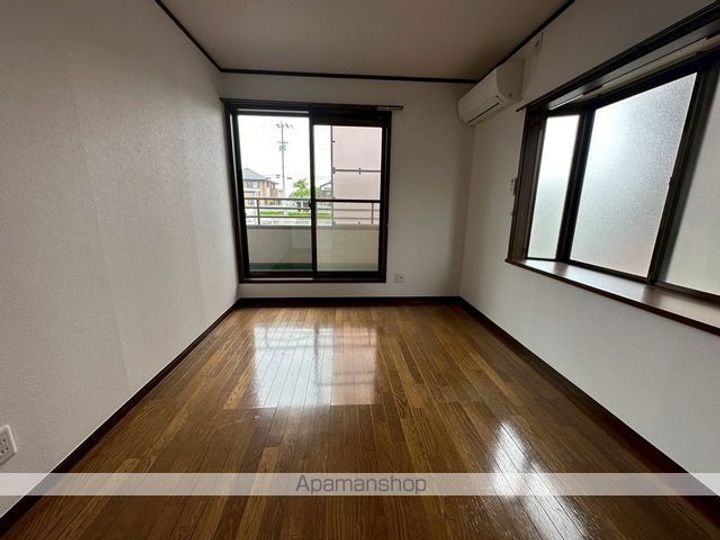 メゾニティ立石C棟102の内装