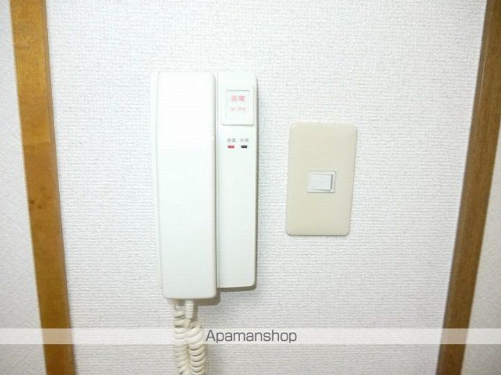 長野県松本市村井町南3丁目の賃貸マンションの内装