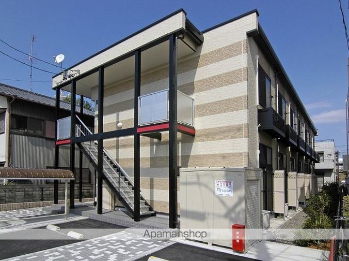 レオパレスラズベリーの外観