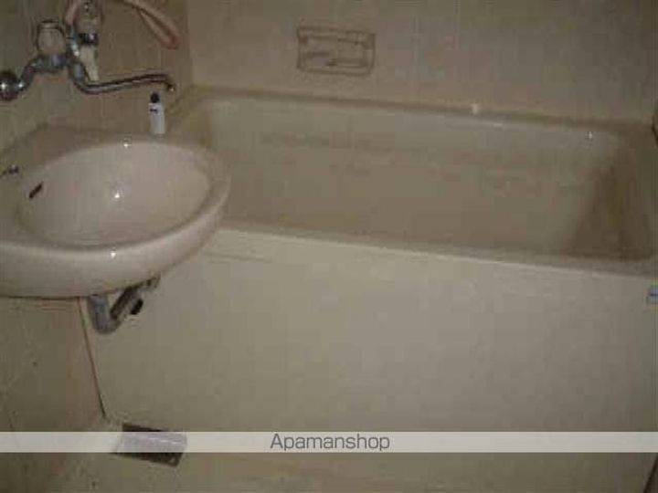 真鍋ハイツ中棟の内装