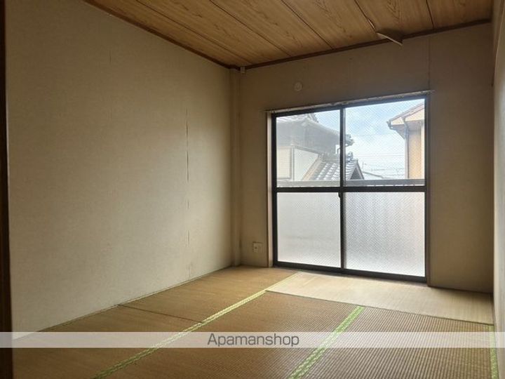 レジデンス栗島205の内装