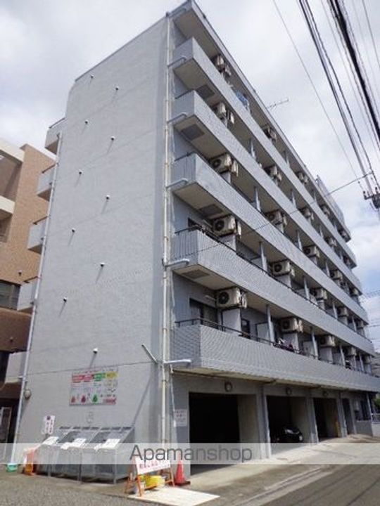 エバーグレース西府412の外観