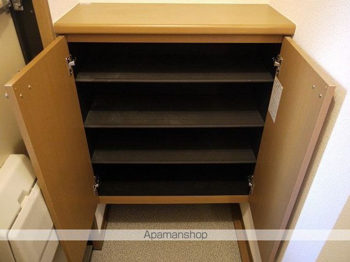 パストラーレ高島B棟B202の内装