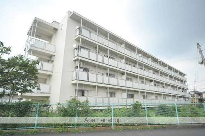 ビレッジハウス善部5号棟204の外観