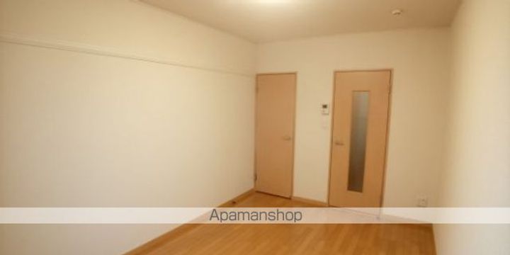 レオパレスTOMA Ⅲの居間