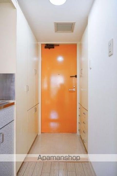 東京都国分寺市本町4丁目の賃貸マンションの玄関