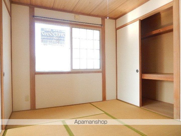ヒルズクレスト富岡201の内装