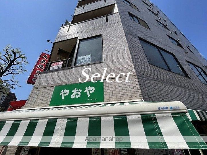 AZEST関内の周辺
