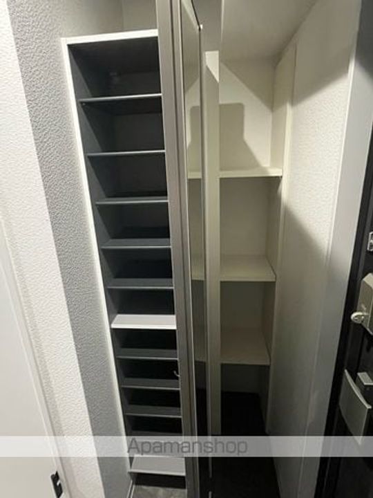 エヌエムキャトフヴァンの内装