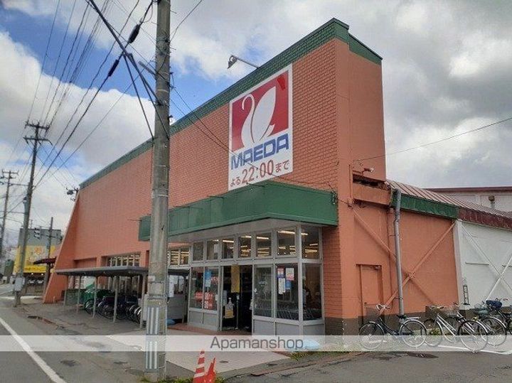 グラン・オーヴェルサン306の周辺