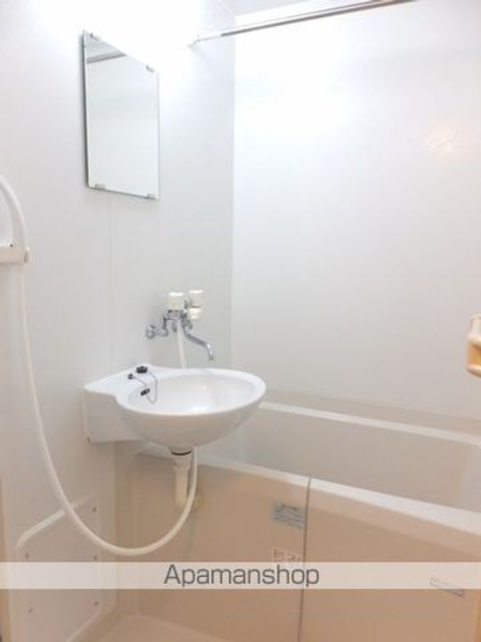 レオパレスAUBE 蒲原203の風呂