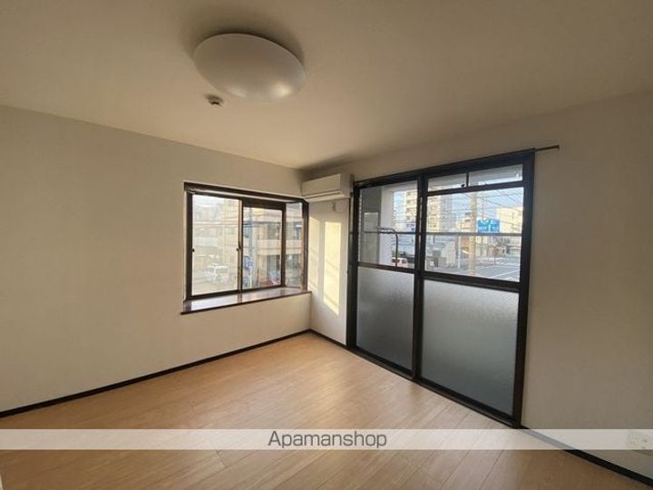 ブルーウェーブ203の居間