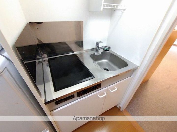 レオパレスパルコートFのキッチン