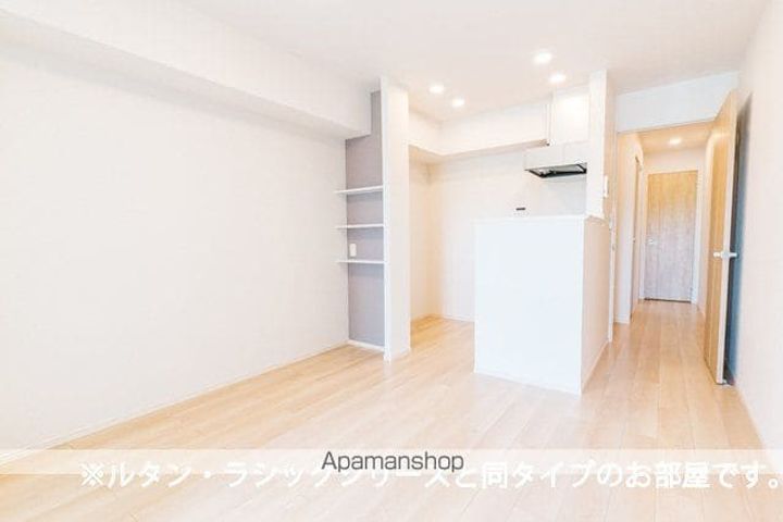 アルバスラピスⅢの居間