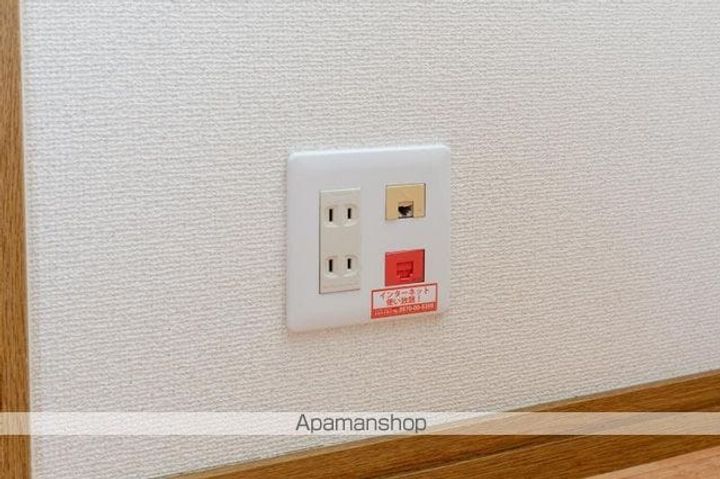 香川県高松市由良町の賃貸アパートの内装