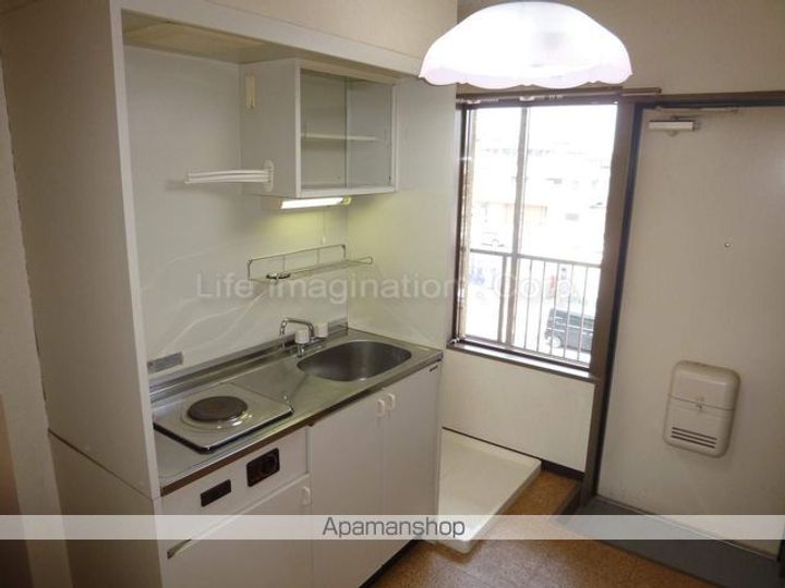 滋賀県湖南市中央5丁目の賃貸マンションの内装