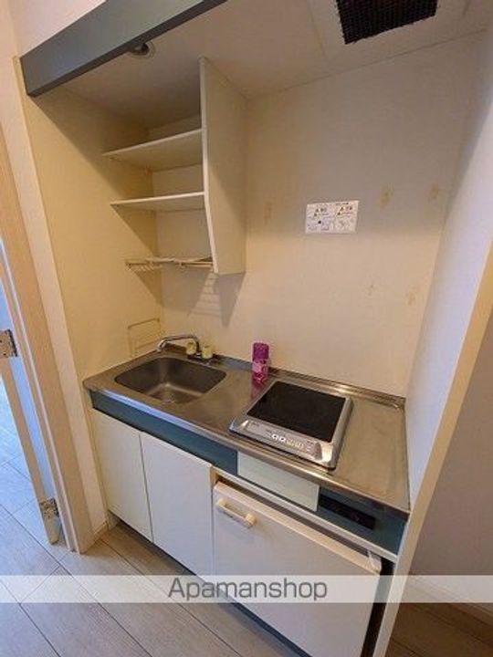 マンションクイーン101のキッチン