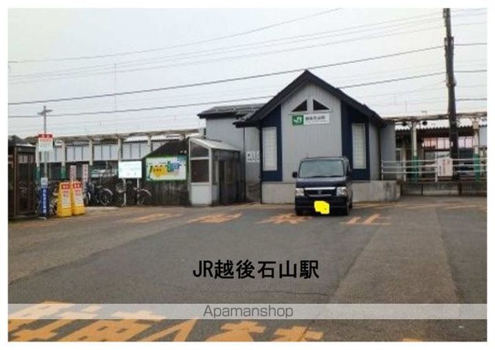 ダイアパレス沼垂四ツ角の周辺