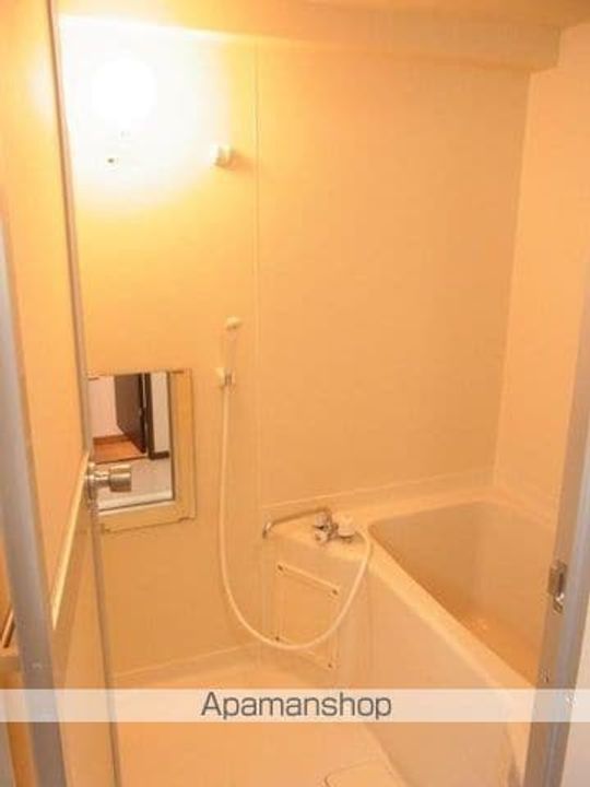 神奈川県横浜市金沢区釜利谷東2丁目の賃貸マンションの風呂