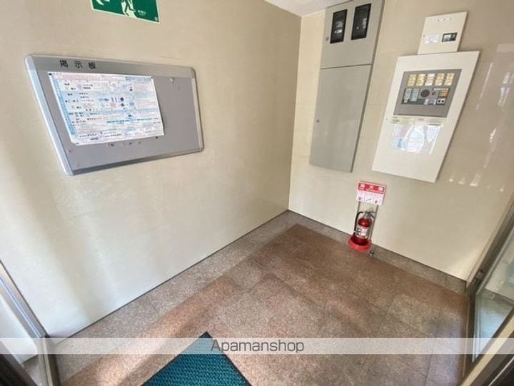 平井ビルⅥ301の周辺