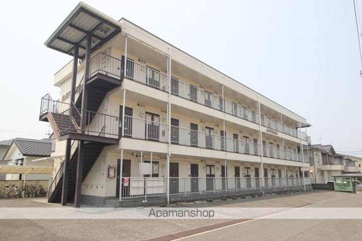 小川マンション305の外観