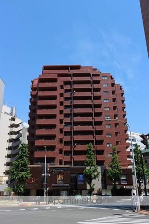 ライオンズマンション博多の外観