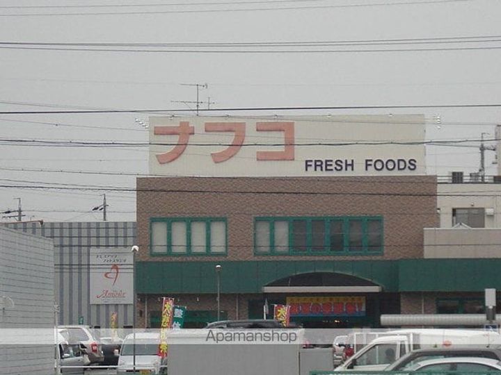 ピアチェーレの周辺
