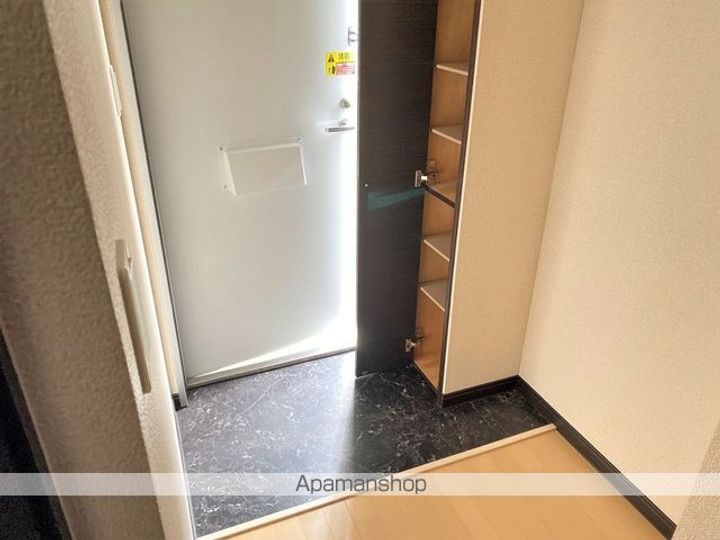 レオネクストMKヴィヴレの玄関